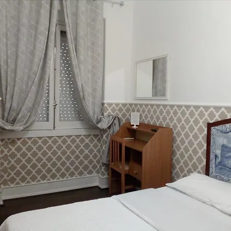 Londrina Bed & Breakfast 2*